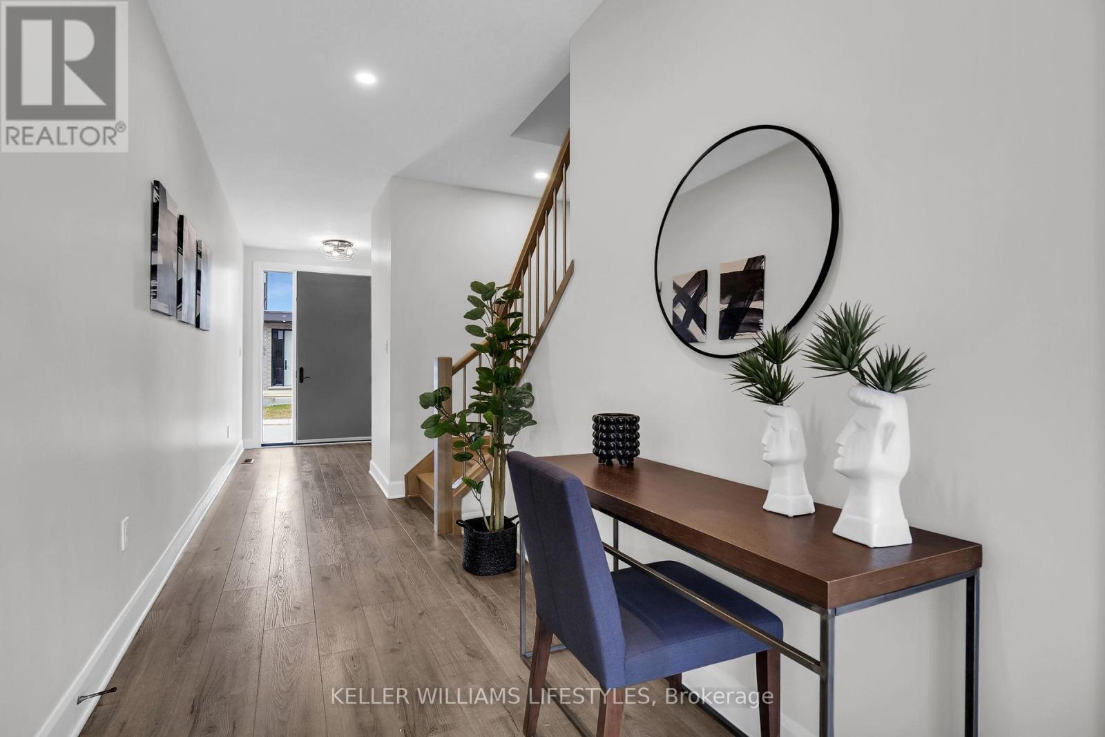 207 - 175 Doan Drive, Middlesex Centre, Ontario  N0L 1R0 - Photo 3 - X12842170