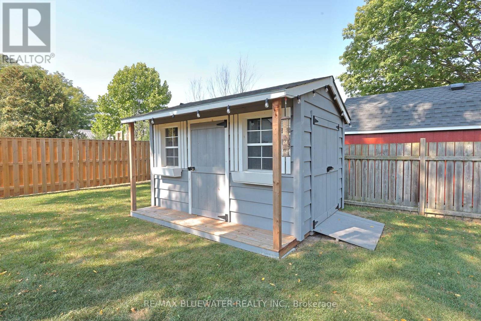 190 Broad Street, North Middlesex, Ontario  N0M 2K0 - Photo 48 - X12842178