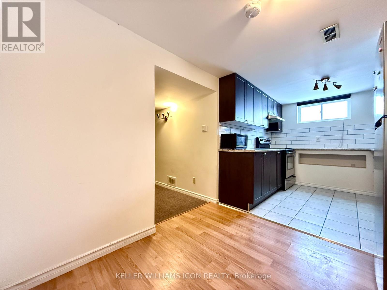 B - 2206 Navaho Drive, Ottawa, Ontario  K2C 0V9 - Photo 12 - X12842184