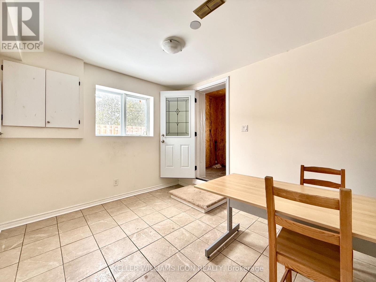 B - 2206 Navaho Drive, Ottawa, Ontario  K2C 0V9 - Photo 7 - X12842184