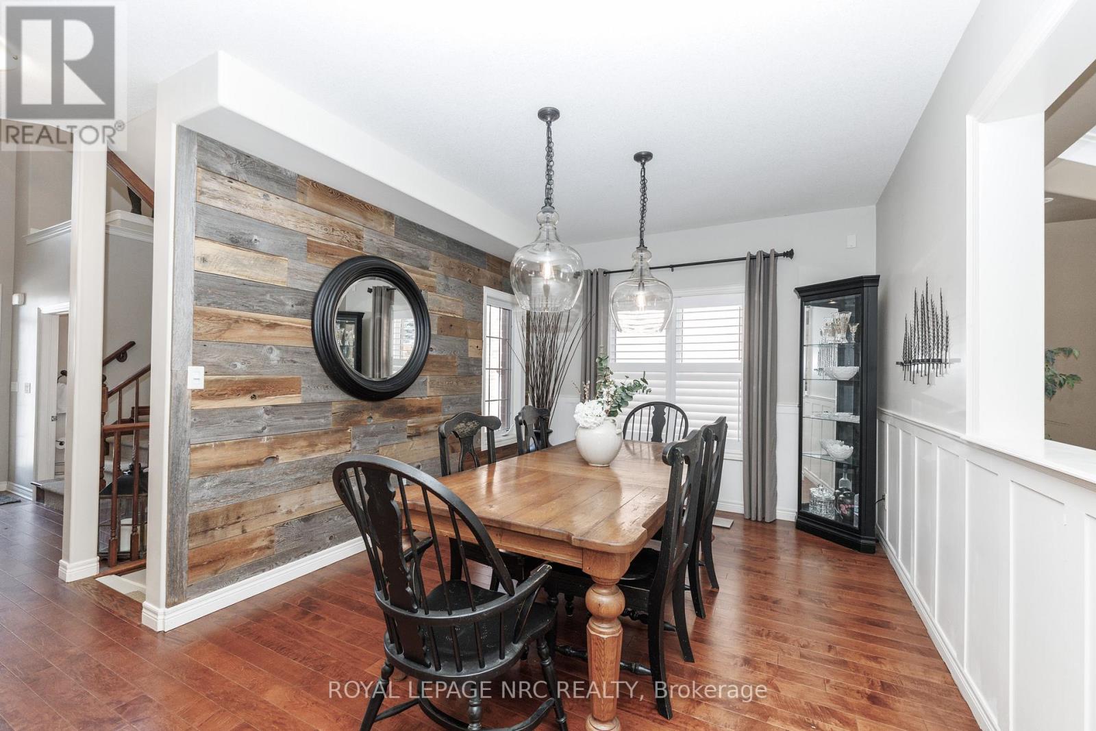 27 Bell Avenue, Grimsby, Ontario  L3M 1B2 - Photo 14 - X12842180