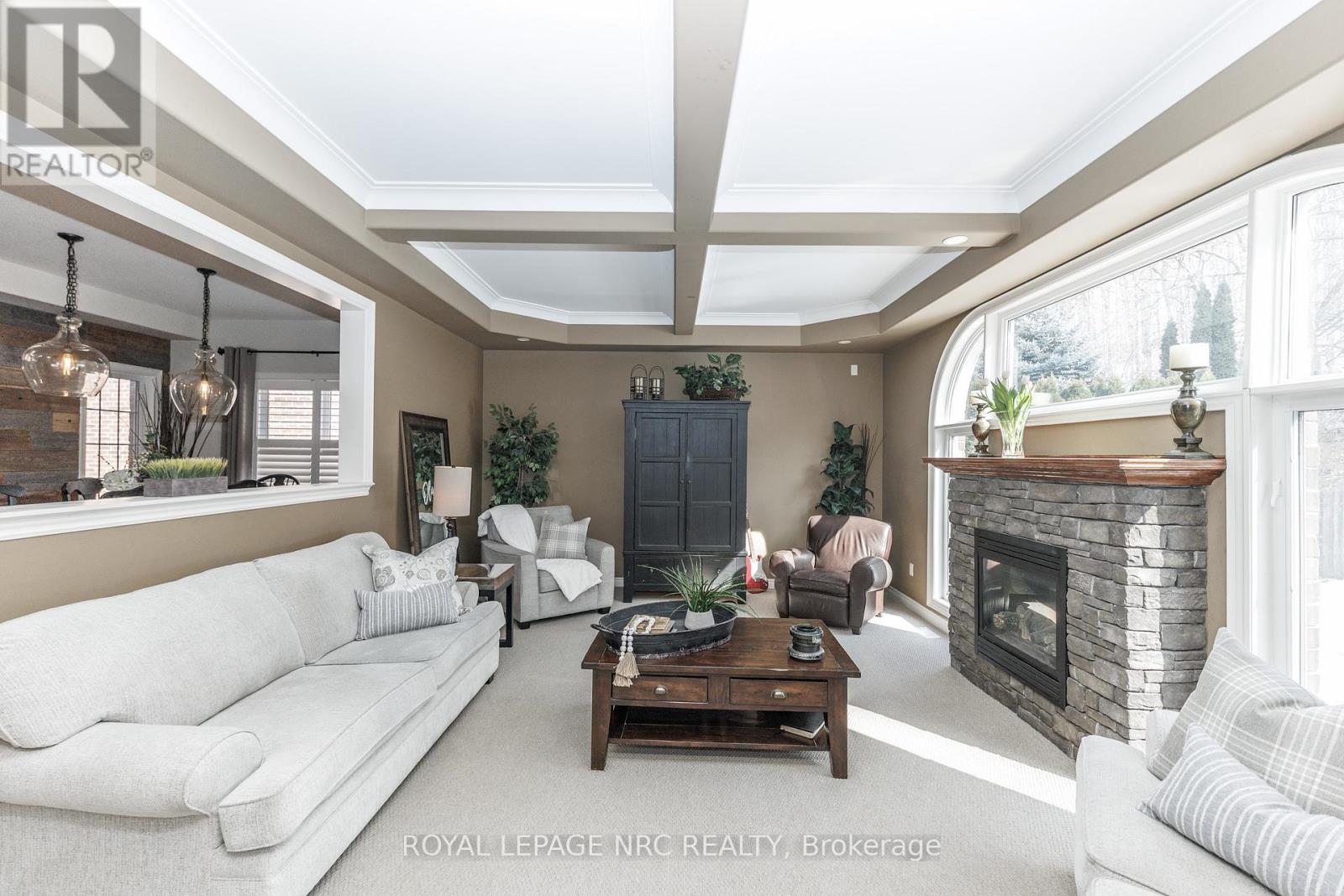 27 Bell Avenue, Grimsby, Ontario  L3M 1B2 - Photo 15 - X12842180