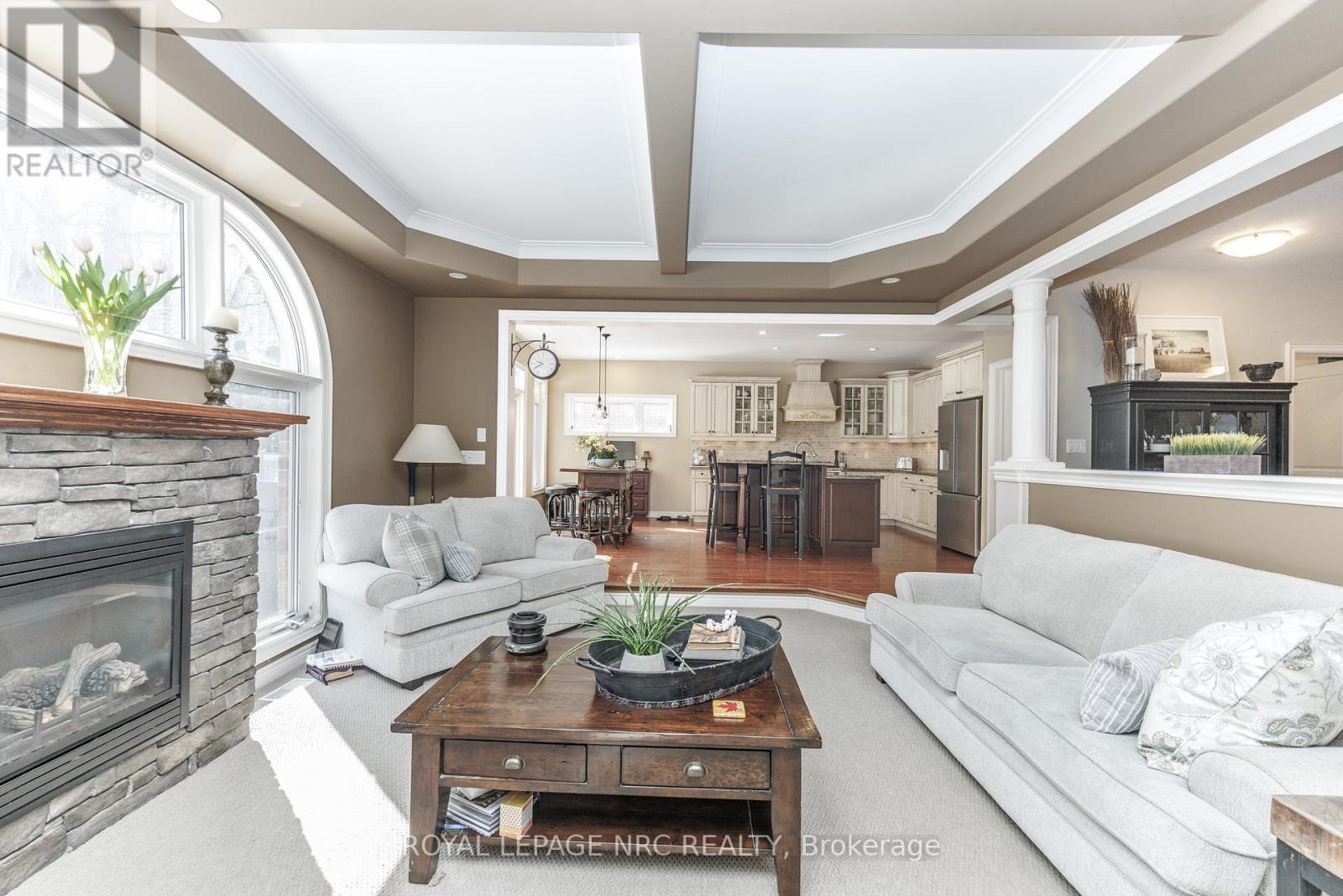 27 Bell Avenue, Grimsby, Ontario  L3M 1B2 - Photo 16 - X12842180