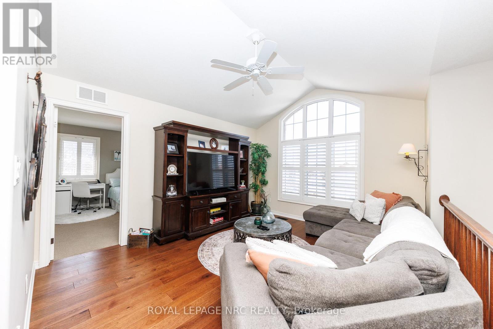 27 Bell Avenue, Grimsby, Ontario  L3M 1B2 - Photo 29 - X12842180