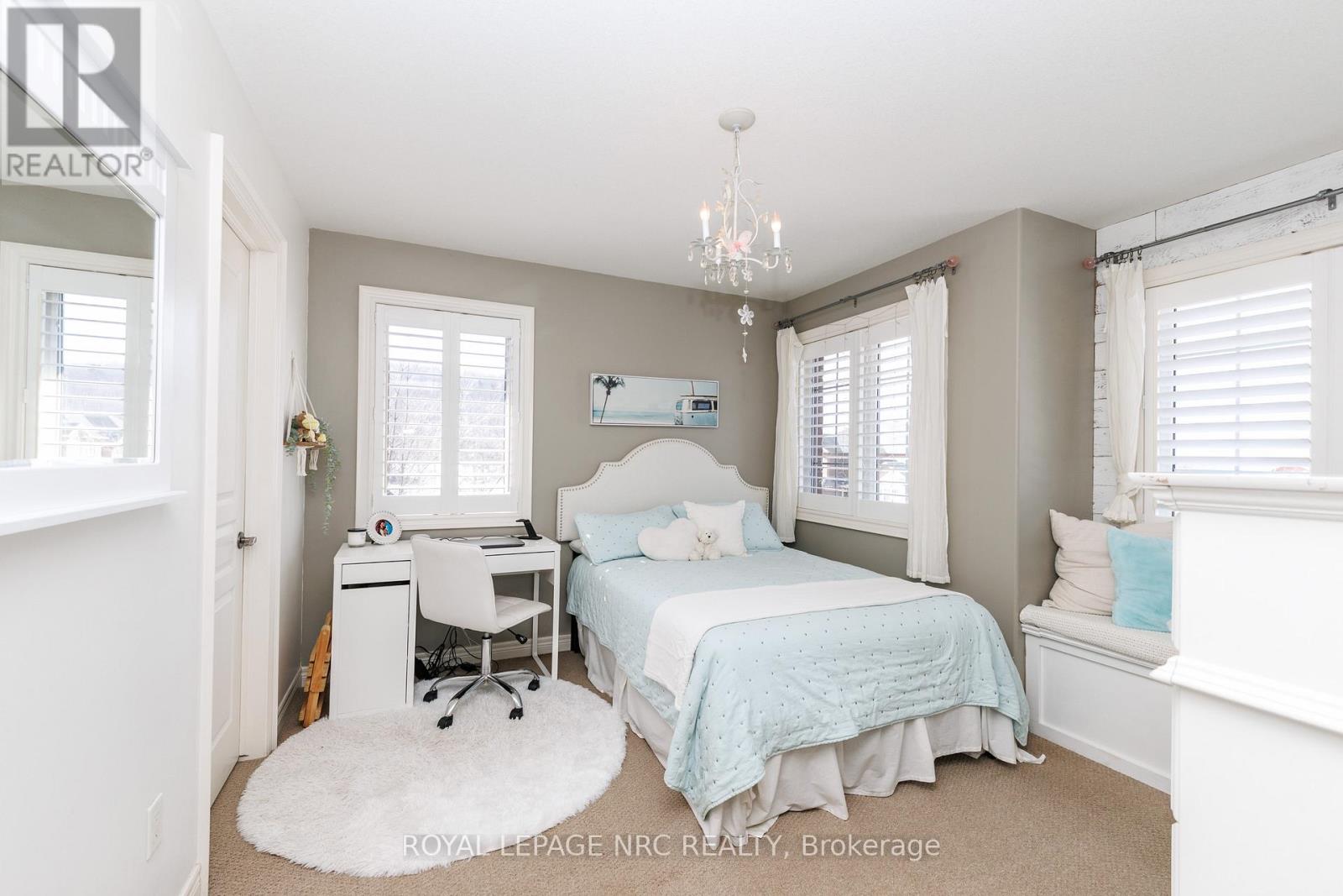 27 Bell Avenue, Grimsby, Ontario  L3M 1B2 - Photo 32 - X12842180