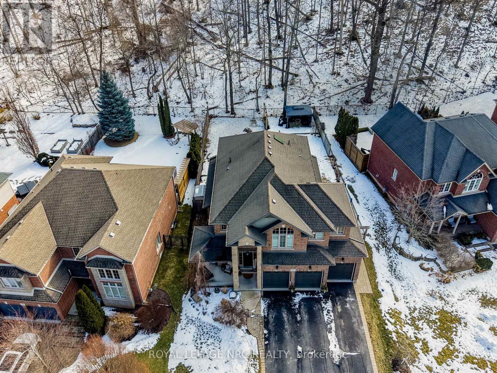 27 Bell Avenue, Grimsby, Ontario  L3M 1B2 - Photo 46 - X12842180