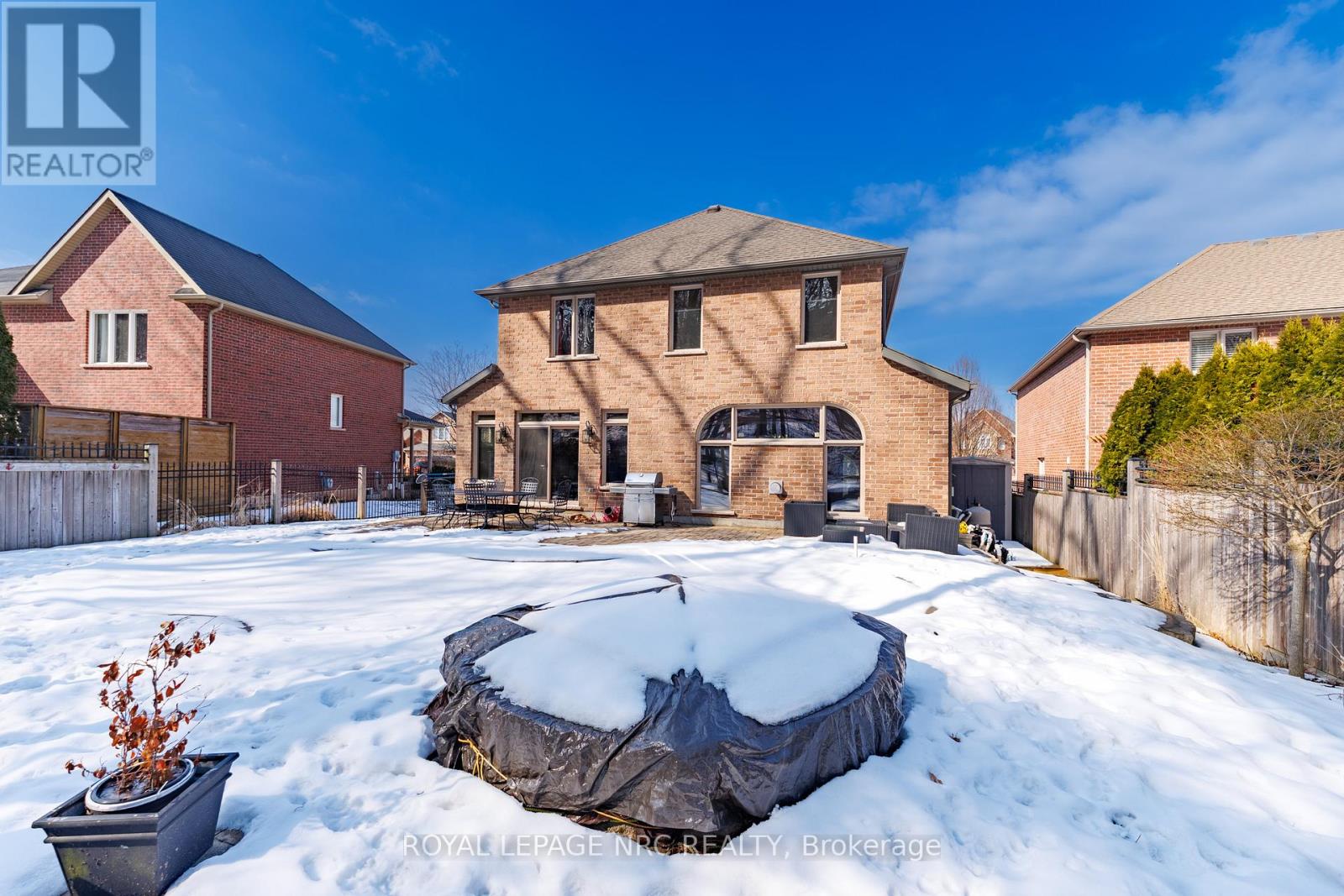 27 Bell Avenue, Grimsby, Ontario  L3M 1B2 - Photo 7 - X12842180
