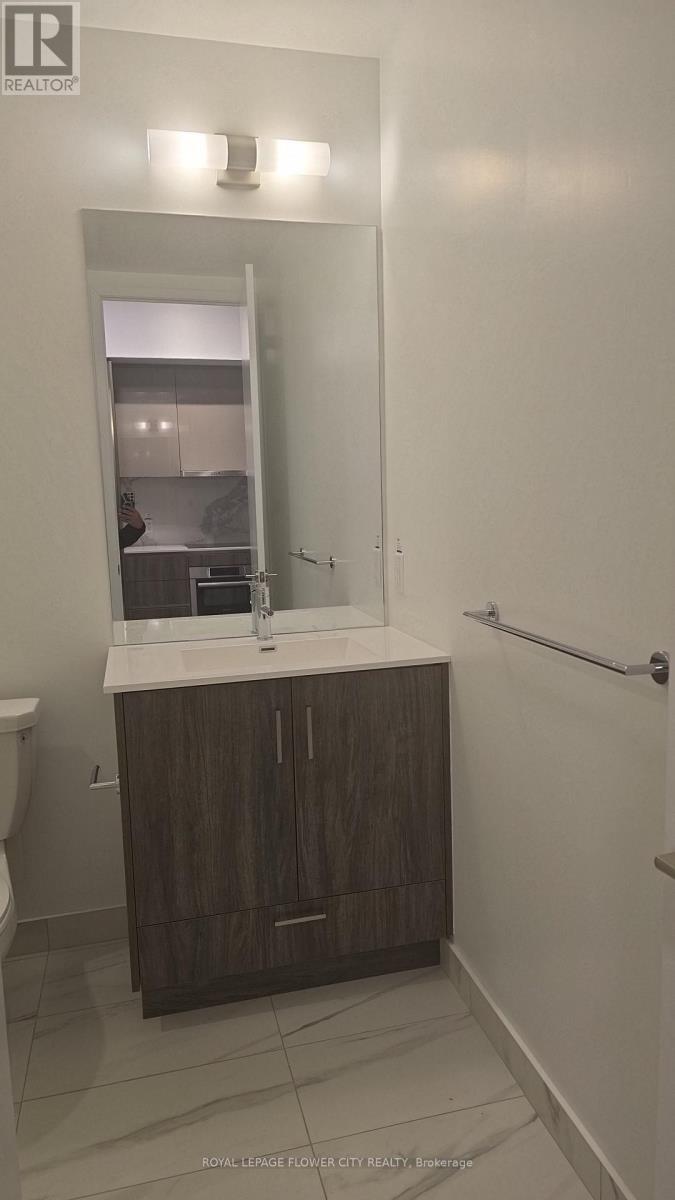 501 - 180 Front Street E, Toronto, Ontario  M5A 2P5 - Photo 12 - C12841052