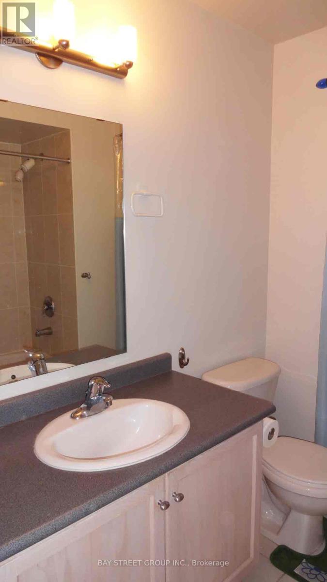 71 Ian Baron Avenue, Markham, Ontario  L3R 5R1 - Photo 10 - N12842158