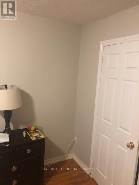 71 Ian Baron Avenue, Markham, Ontario  L3R 5R1 - Photo 21 - N12842158