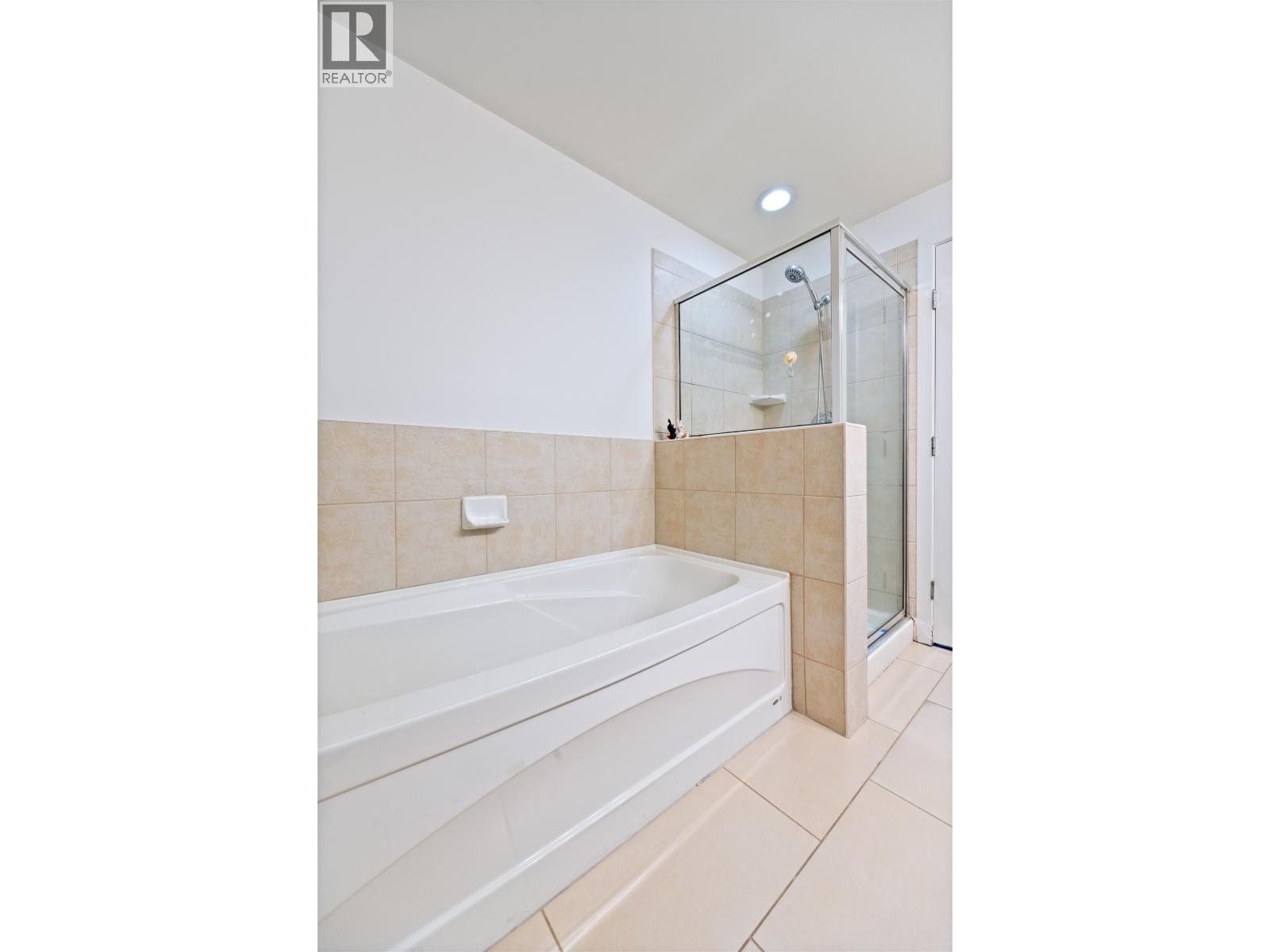 1703 15 E Royal Avenue, New Westminster, British Columbia  V3L 0A9 - Photo 21 - R3095828