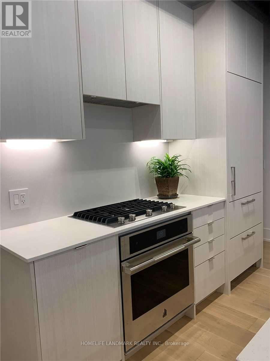 Th #5 - 165 Pears Avenue, Toronto, Ontario  M5R 0C1 - Photo 4 - C12842172