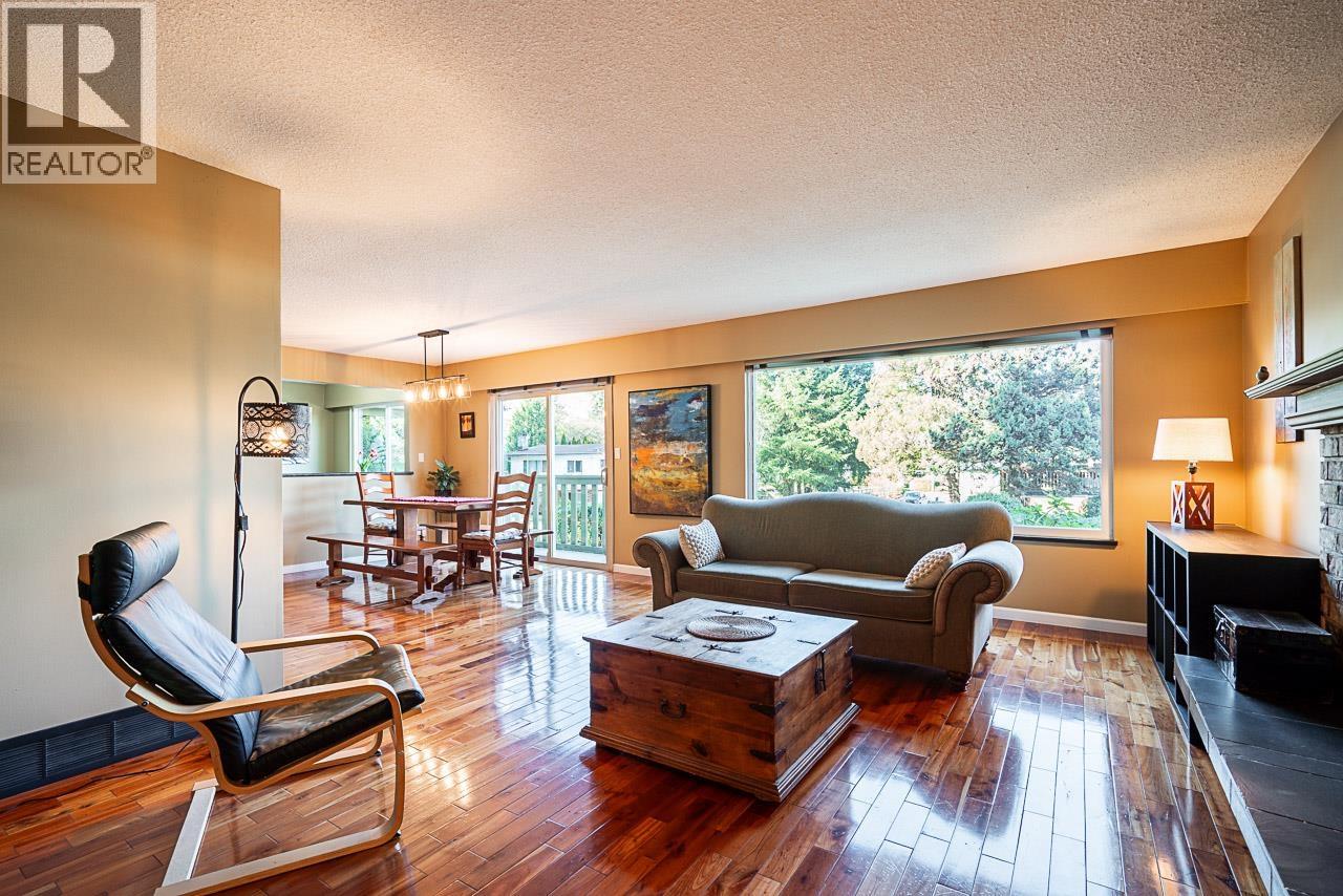 21674 Manor Avenue, Maple Ridge, British Columbia  V2X 7L6 - Photo 6 - R3095809