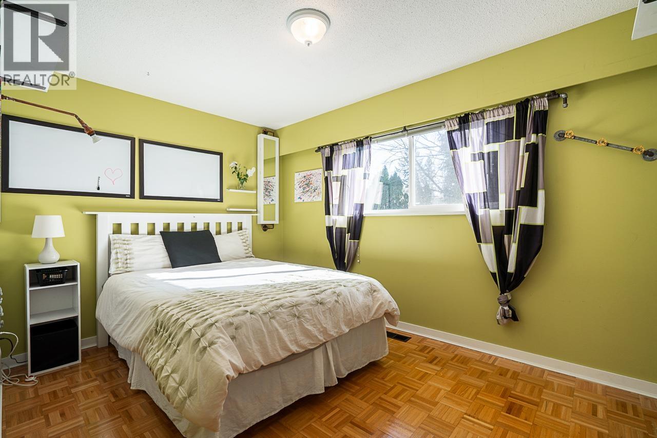 21674 Manor Avenue, Maple Ridge, British Columbia  V2X 7L6 - Photo 19 - R3095809