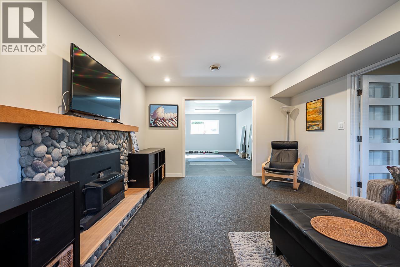 21674 Manor Avenue, Maple Ridge, British Columbia  V2X 7L6 - Photo 29 - R3095809