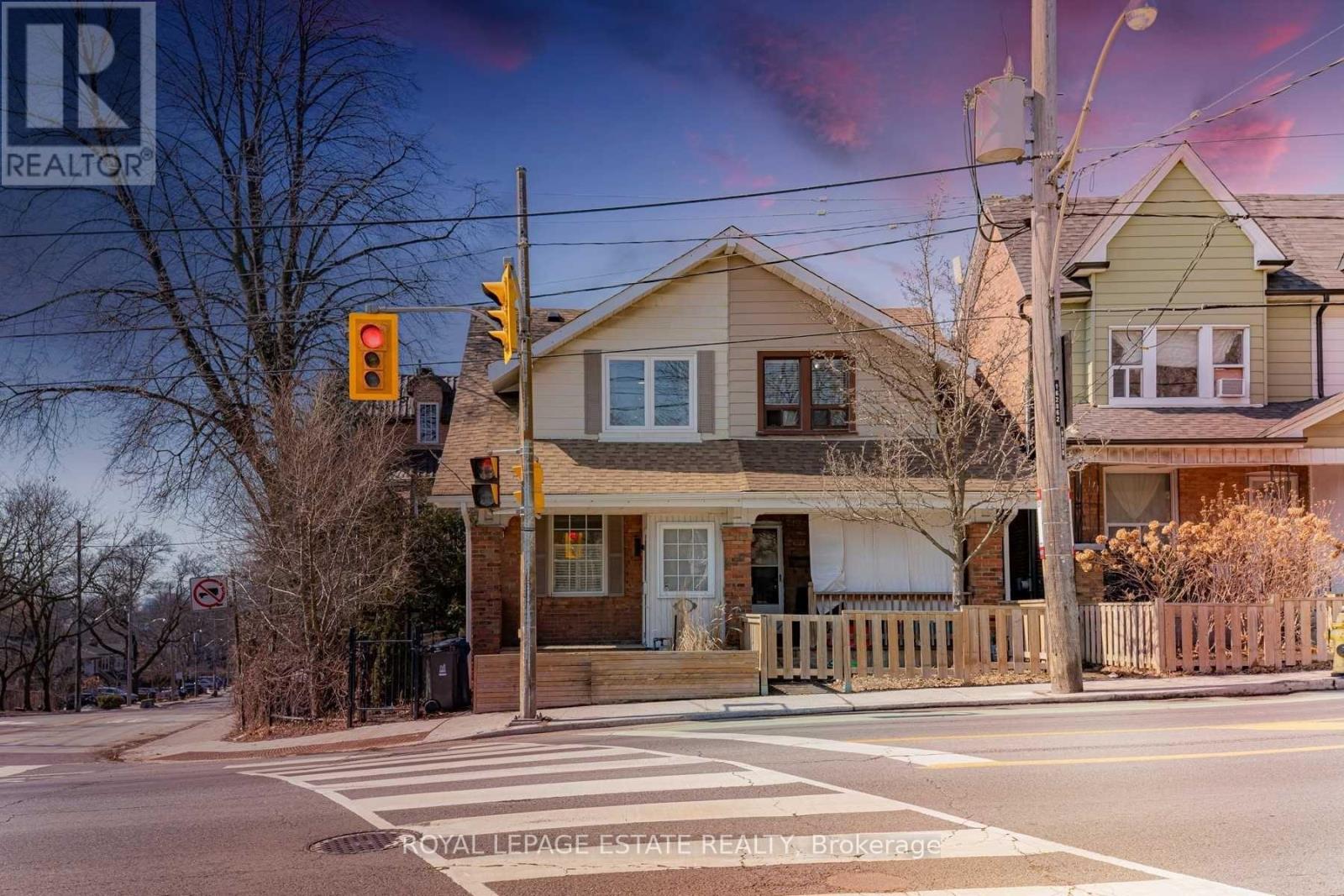 A - 568 WOODBINE AVENUE, Toronto, Ontario