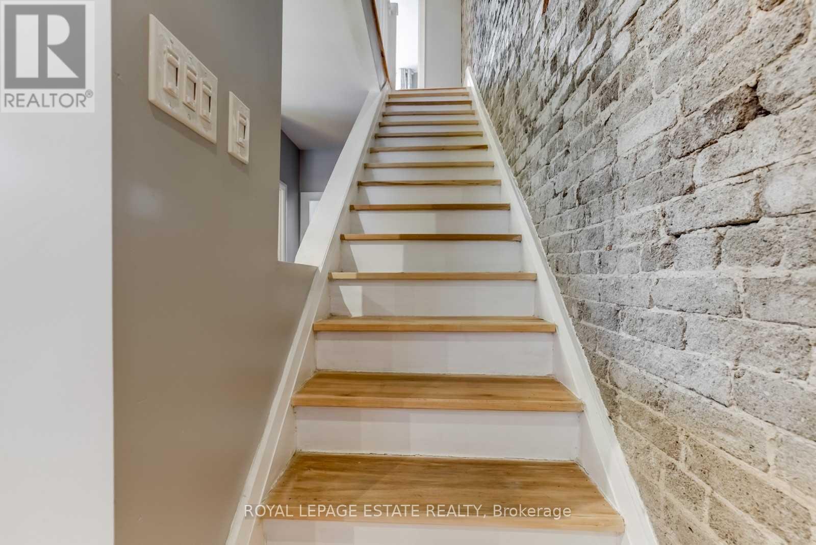 A - 568 Woodbine Avenue, Toronto, Ontario  M4E 2H8 - Photo 14 - E12842160