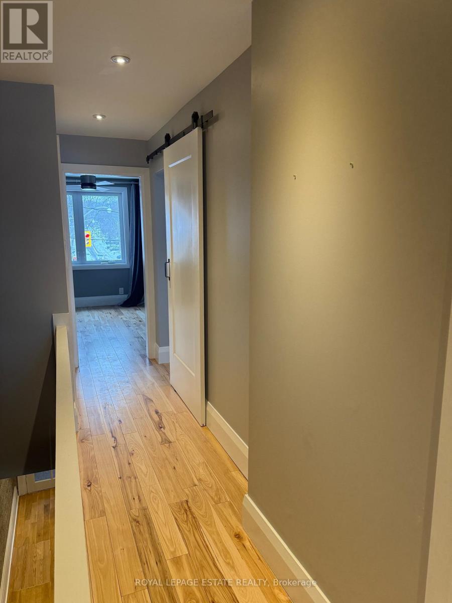 A - 568 Woodbine Avenue, Toronto, Ontario  M4E 2H8 - Photo 15 - E12842160