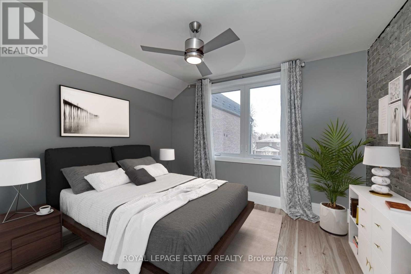 A - 568 Woodbine Avenue, Toronto, Ontario  M4E 2H8 - Photo 19 - E12842160