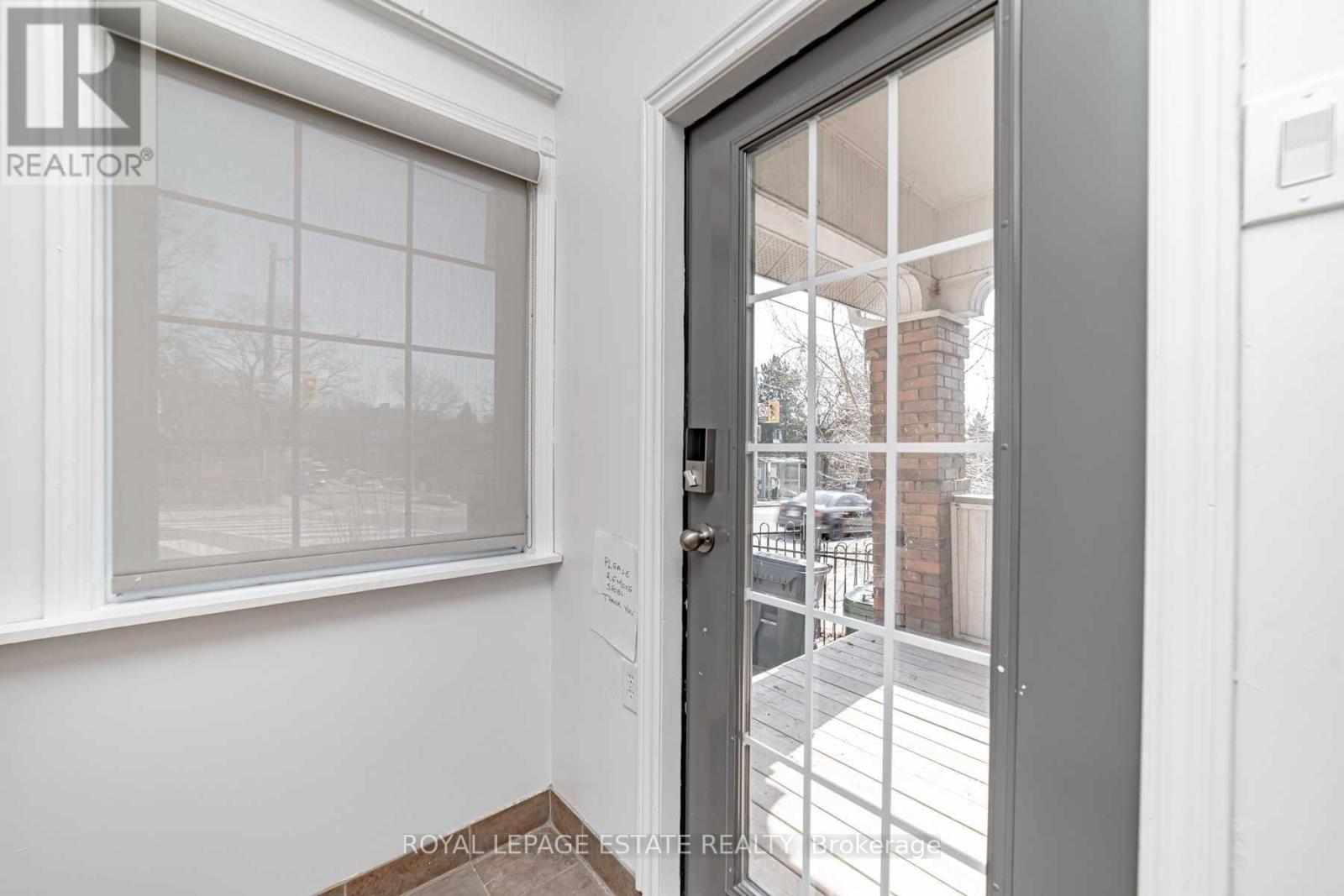 A - 568 Woodbine Avenue, Toronto, Ontario  M4E 2H8 - Photo 4 - E12842160