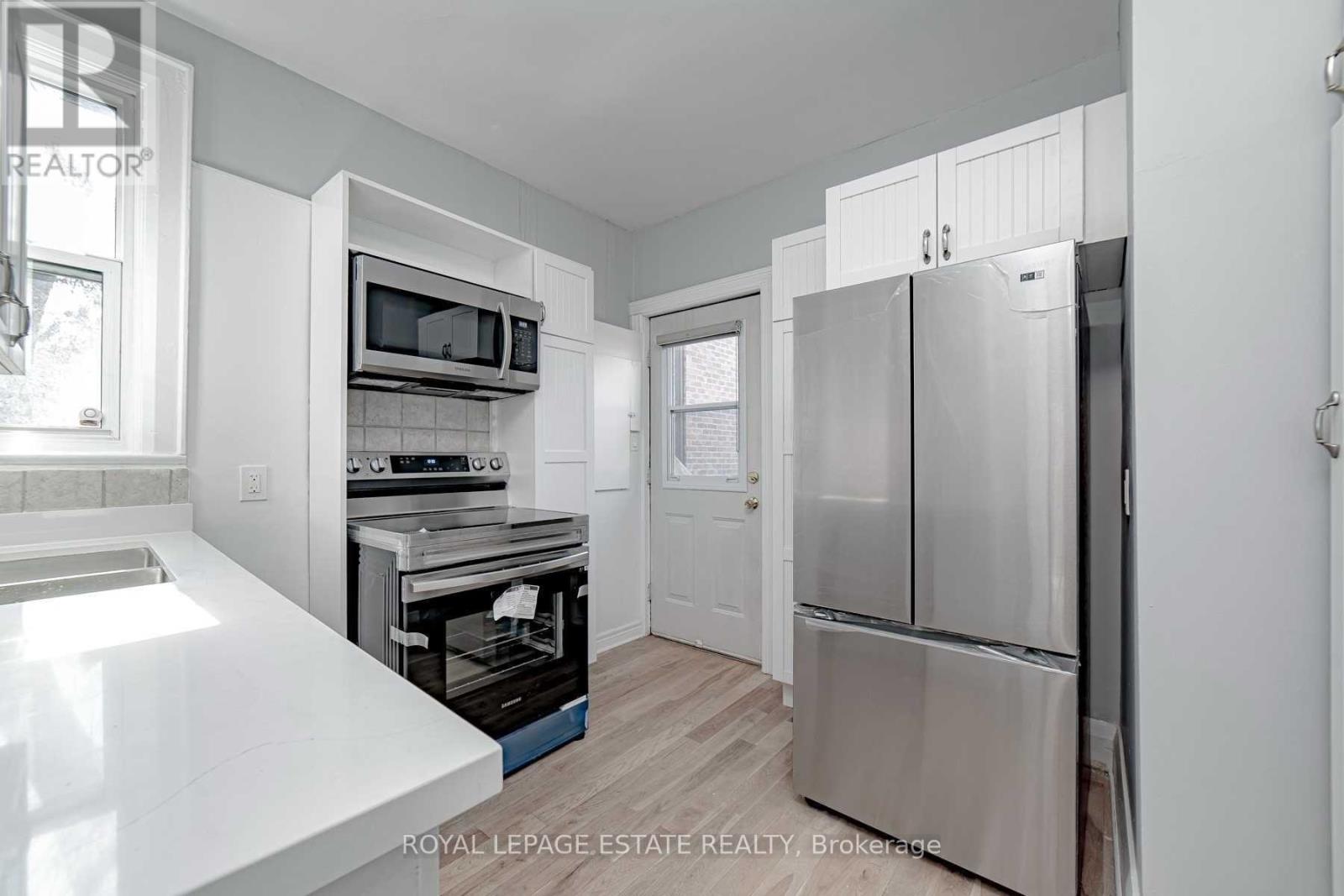 A - 568 Woodbine Avenue, Toronto, Ontario  M4E 2H8 - Photo 9 - E12842160