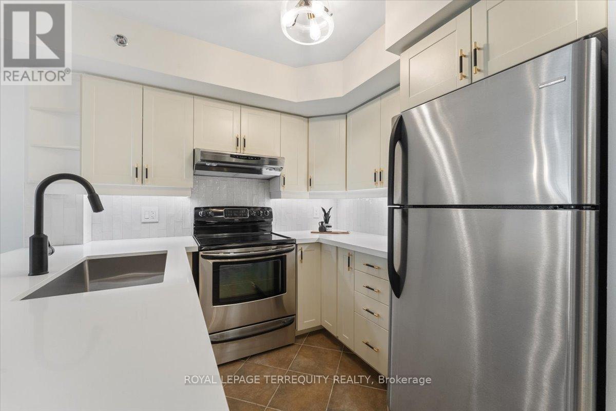 402 - 3070 Rotary Way, Burlington, Ontario  L7M 0H1 - Photo 14 - W12842174