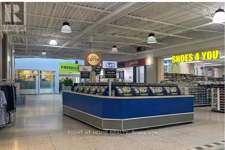 101k - 1893 Finch Avenue W, Toronto, Ontario  M3N 2V2 - Photo 2 - W12842182