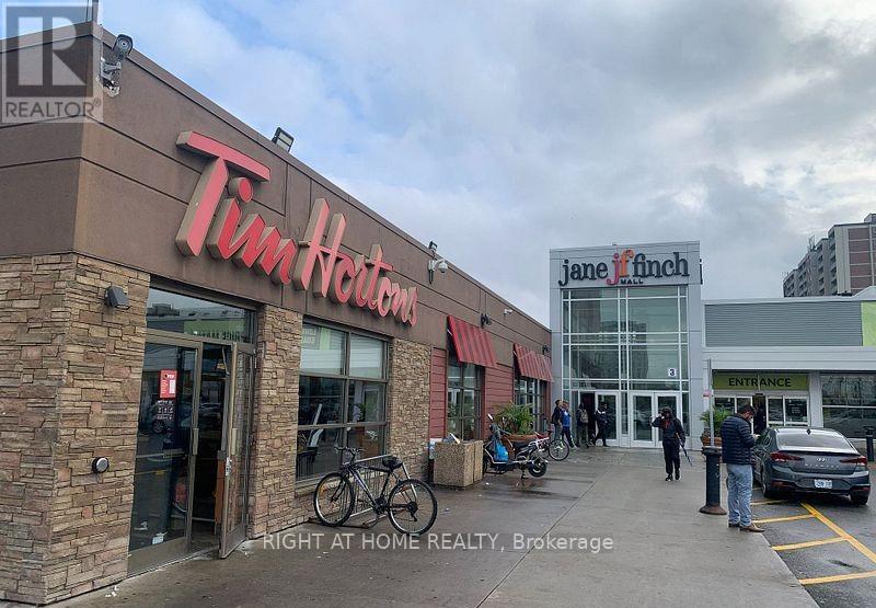 101k - 1893 Finch Avenue W, Toronto, Ontario  M3N 2V2 - Photo 4 - W12842182