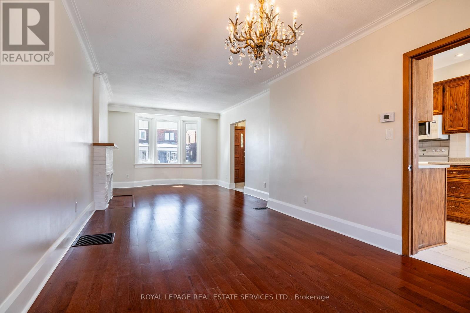 341 Armadale Avenue, Toronto, Ontario  M6S 3X5 - Photo 10 - W12842186