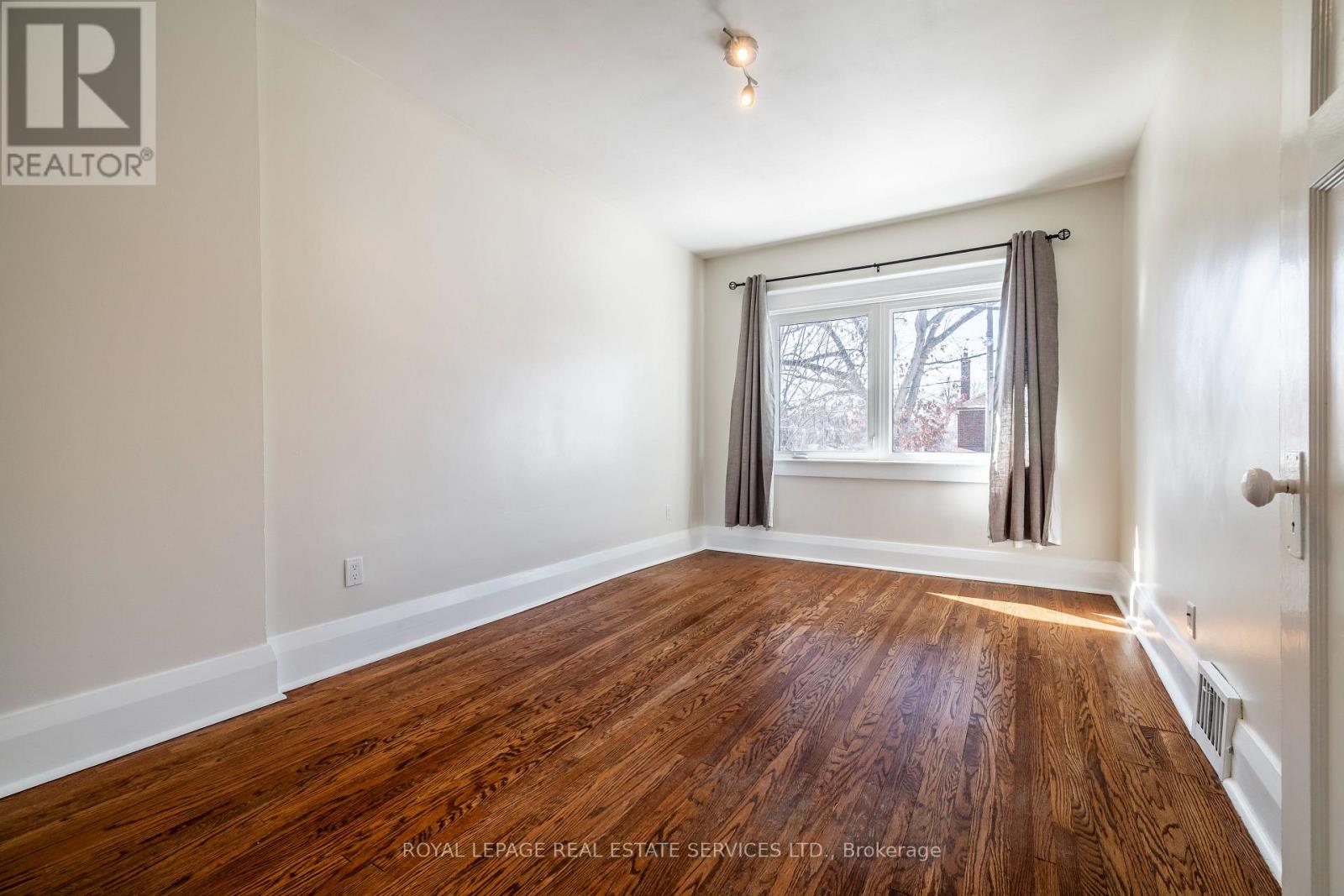 341 Armadale Avenue, Toronto, Ontario  M6S 3X5 - Photo 32 - W12842186