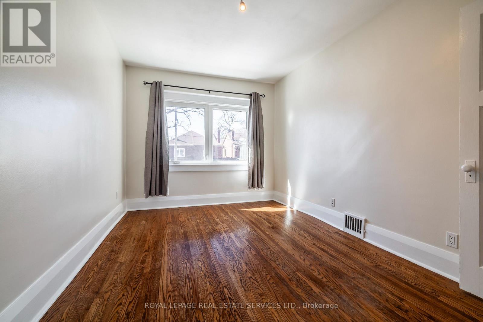 341 Armadale Avenue, Toronto, Ontario  M6S 3X5 - Photo 33 - W12842186