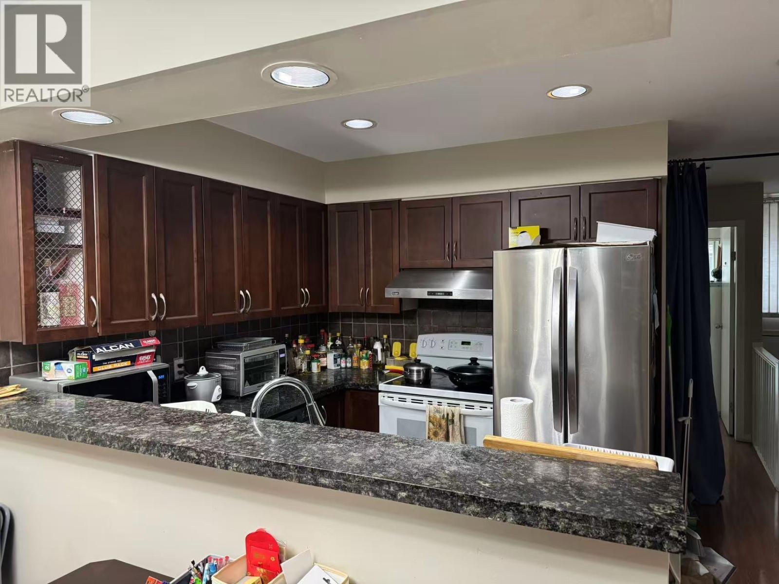 8410 Keystone Street, Vancouver, British Columbia  V5S 4S2 - Photo 4 - R3059215