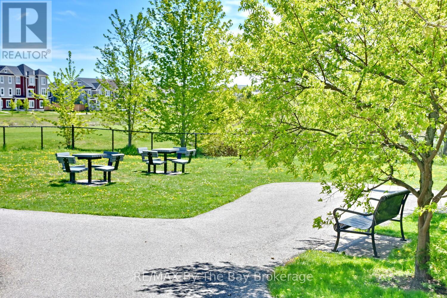 37 Berkshire Avenue, Wasaga Beach, Ontario  L9Z 0G3 - Photo 38 - S12842220