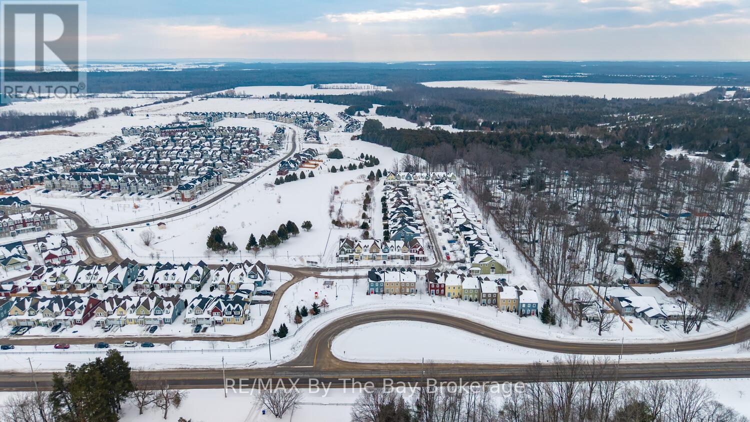 37 Berkshire Avenue, Wasaga Beach, Ontario  L9Z 0G3 - Photo 47 - S12842220