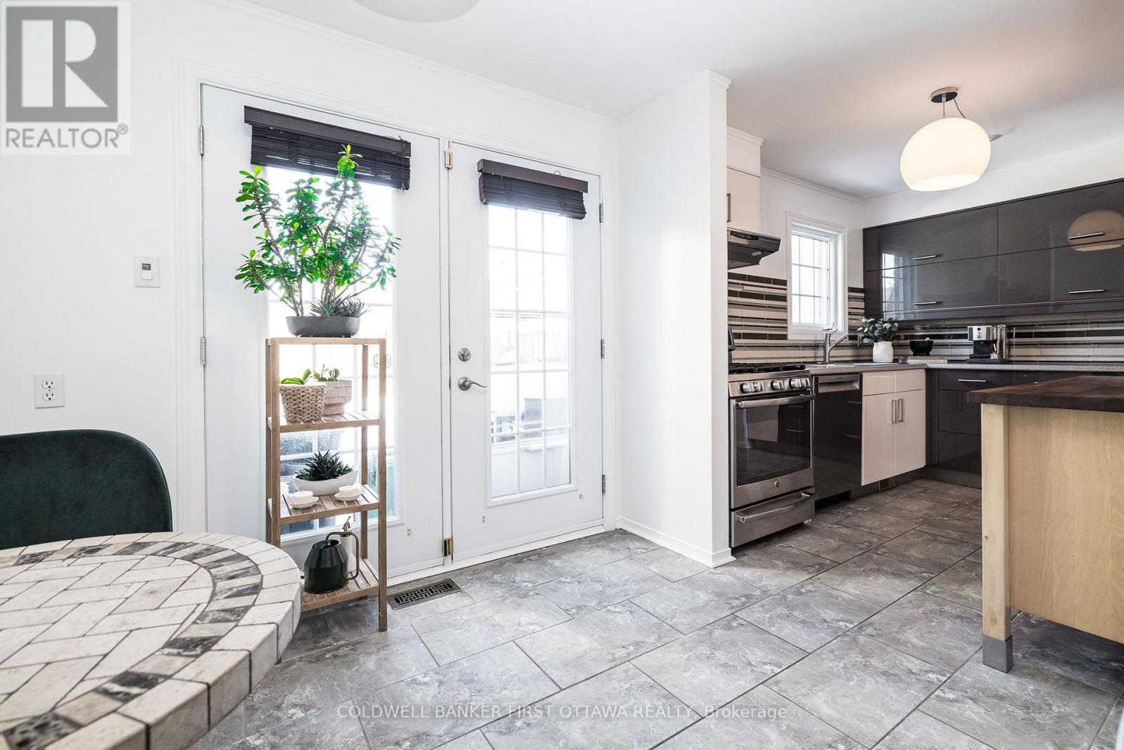 309 Kintyre Private, Ottawa, Ontario  K2C 3M6 - Photo 17 - X12842190