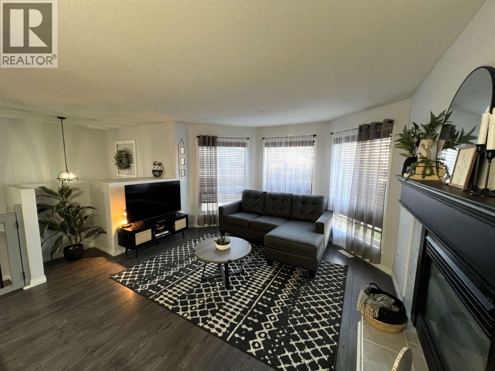 5516 W 57 Avenue, Fort Nelson, British Columbia  V0C 1R0 - Photo 4 - R3062478