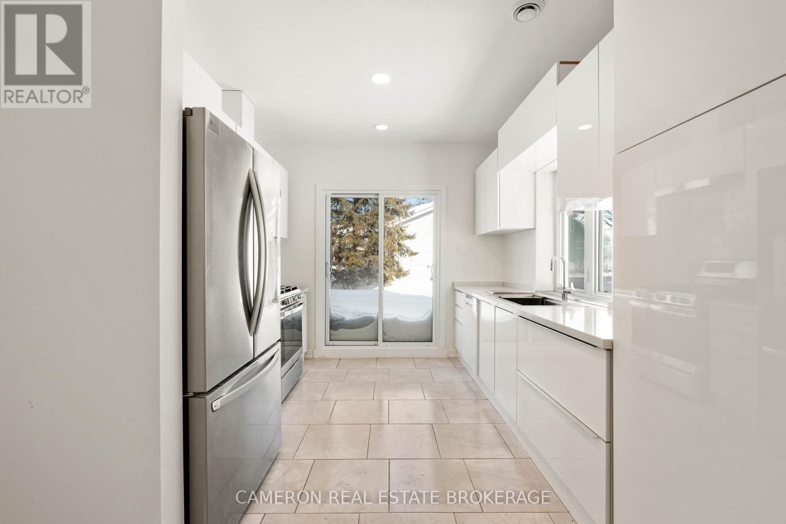 A - 14 King Street, Cornwall, Ontario  K6J 1K1 - Photo 12 - X12842194