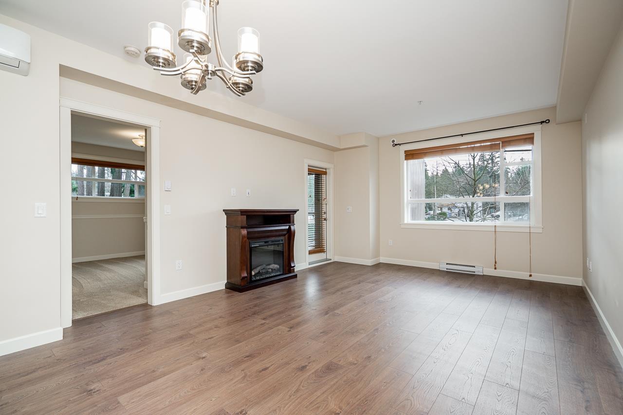 210 14588 Mcdougall Drive, White Rock, British Columbia  V4P 0H1 - Photo 11 - R3094278