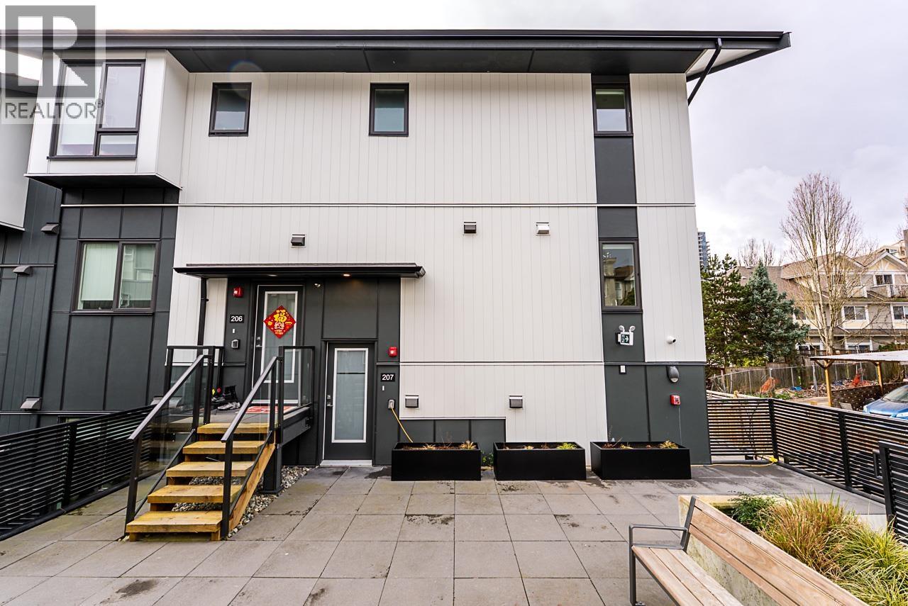 207 7161 17th Avenue, Burnaby, British Columbia  V3N 0K1 - Photo 4 - R3094818