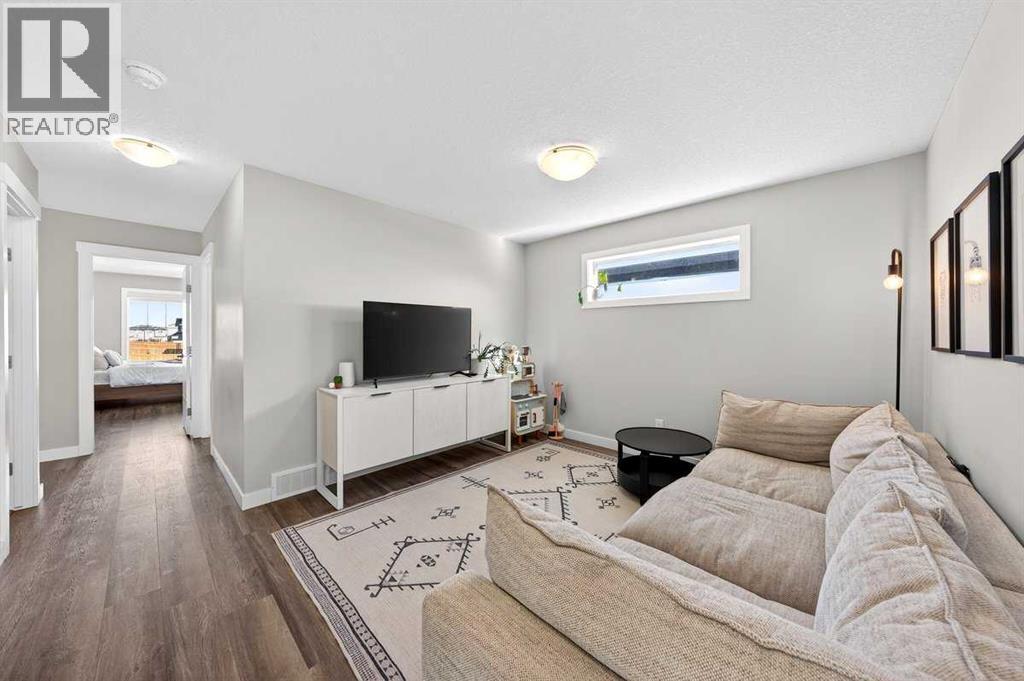 23 Willow Park Point, Cochrane, Alberta  T4C 2V3 - Photo 20 - A2290338