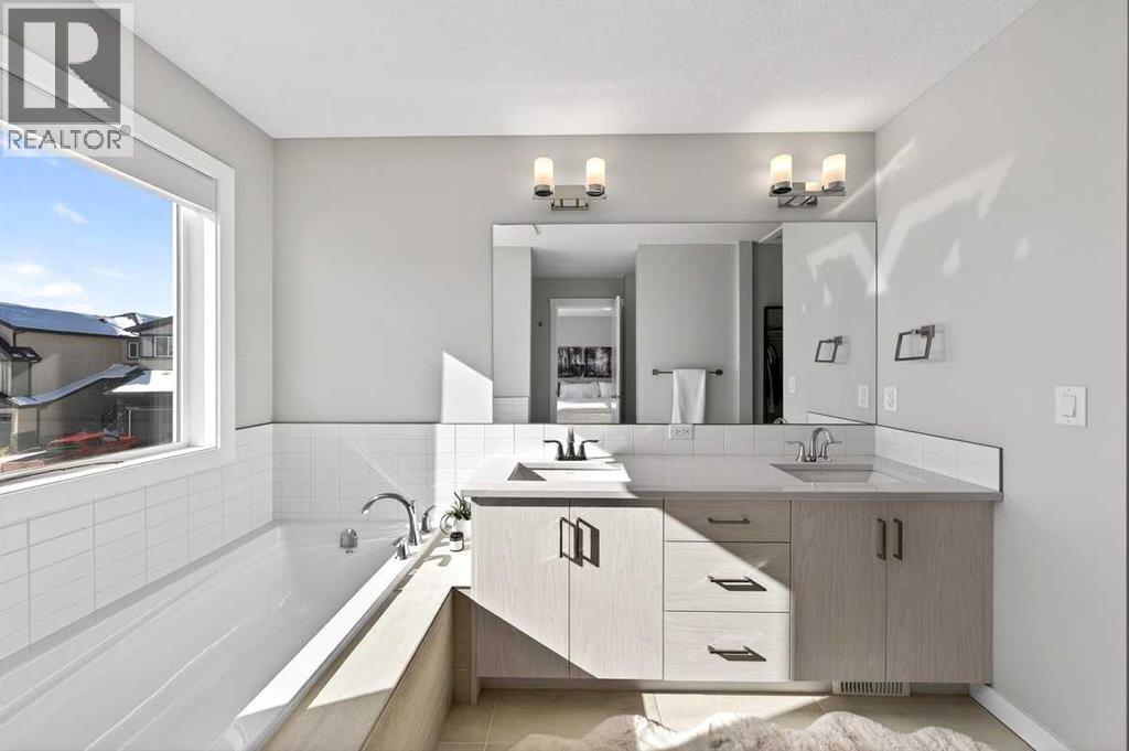 23 Willow Park Point, Cochrane, Alberta  T4C 2V3 - Photo 23 - A2290338