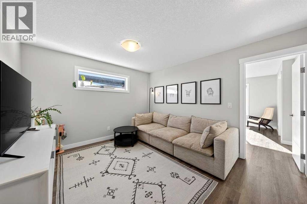 23 Willow Park Point, Cochrane, Alberta  T4C 2V3 - Photo 19 - A2290338