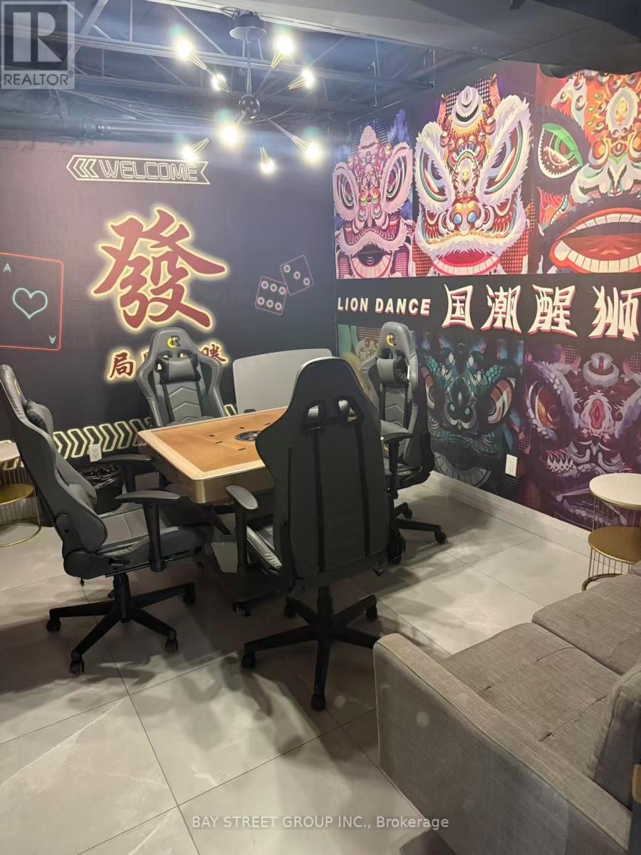 405 Dundas Street W, Toronto, Ontario M5T 1G6 - Photo 12 - C12842210