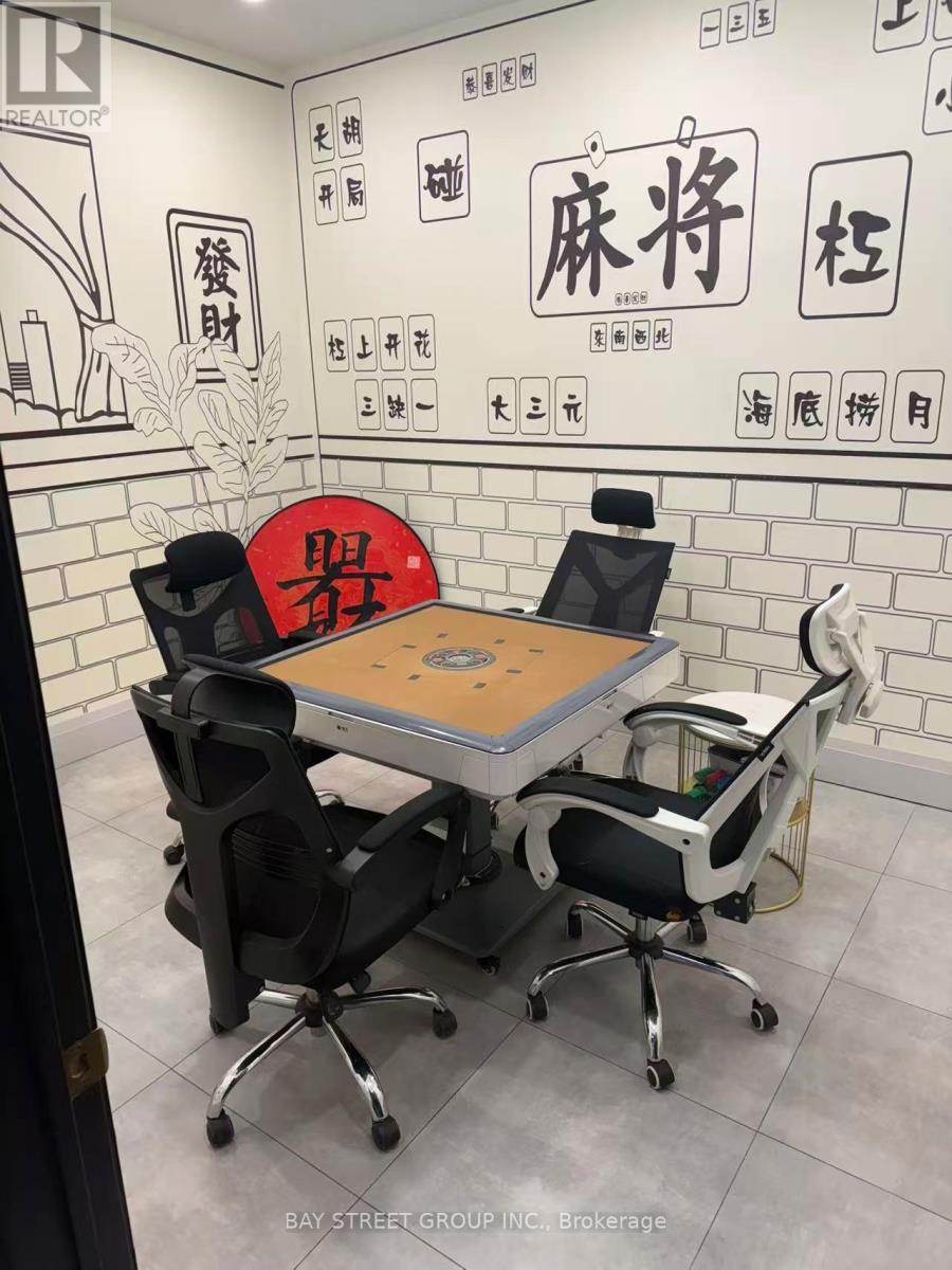 405 Dundas Street W, Toronto, Ontario M5T 1G6 - Photo 13 - C12842210