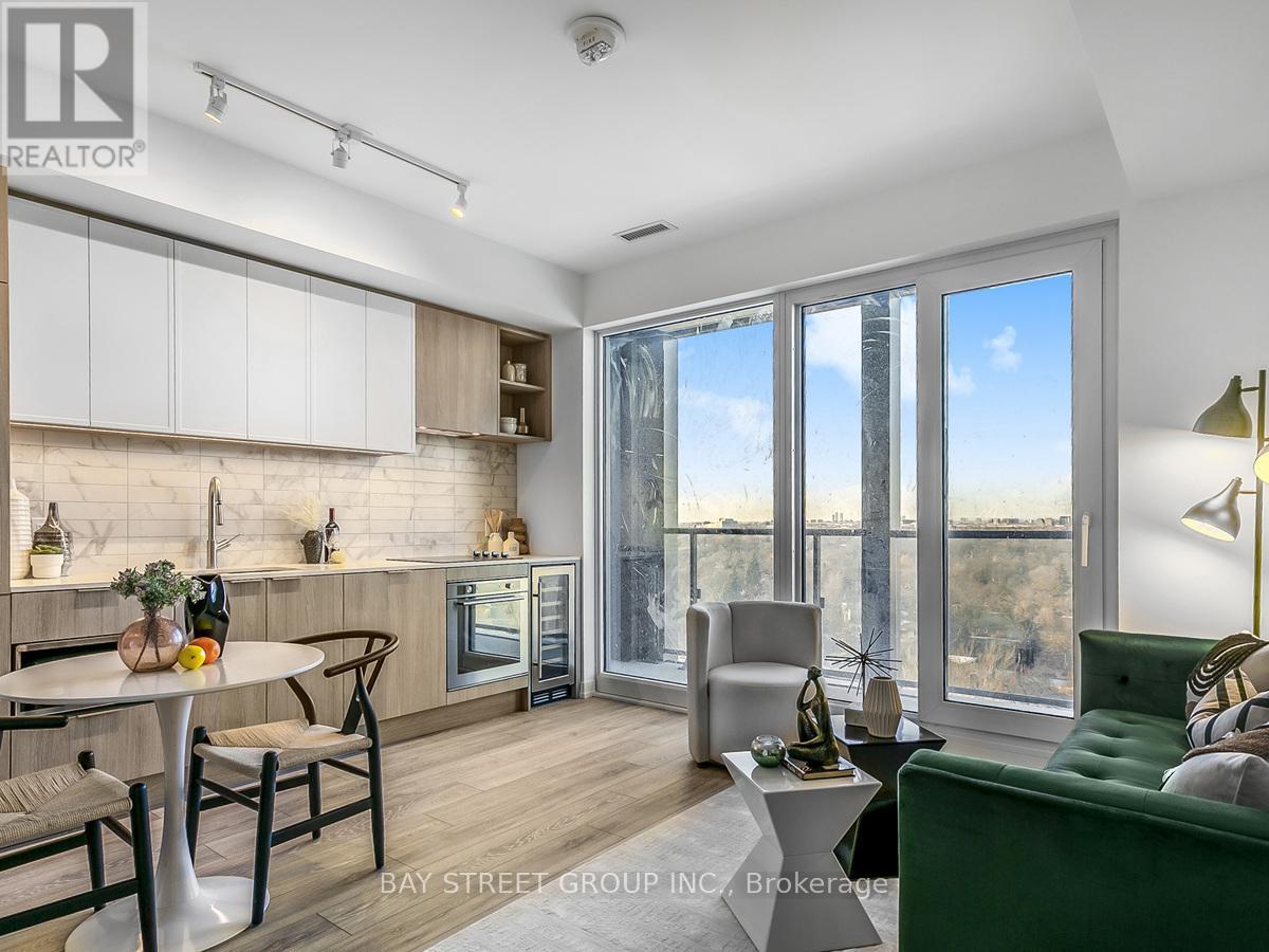 1910 - 2020 Bathurst Street, Toronto, Ontario M5P 0A6 - Photo 7 - C12842222