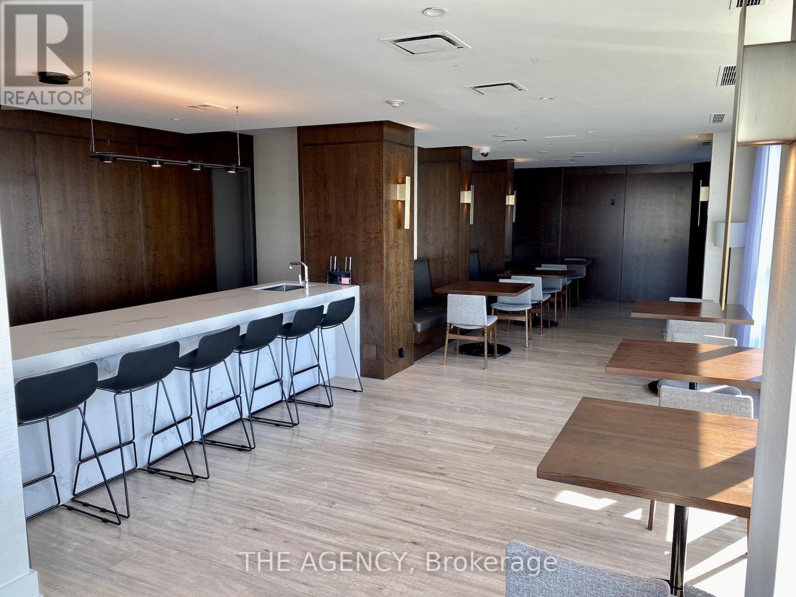 605 - 410 Queens Quay W, Toronto, Ontario  M5V 3T1 - Photo 16 - C12842228