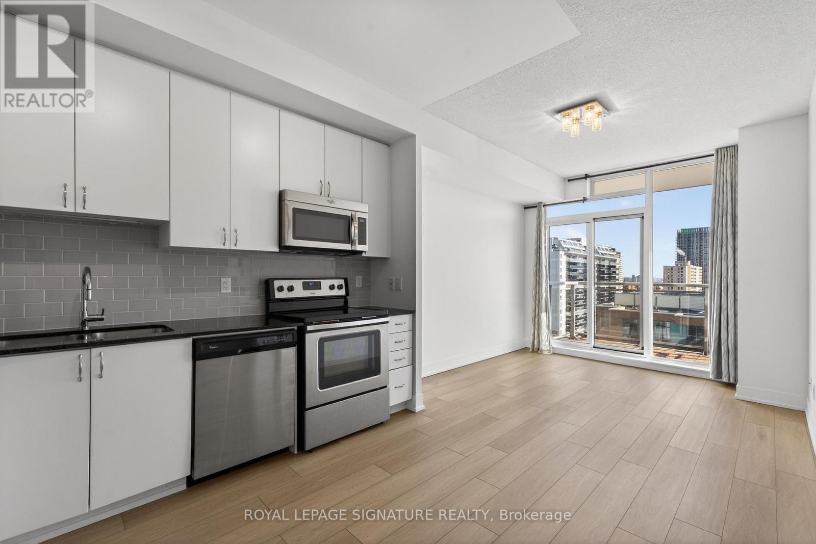 1201 - 68 Merton Street, Toronto, Ontario  M4S 0A7 - Photo 12 - C12842234