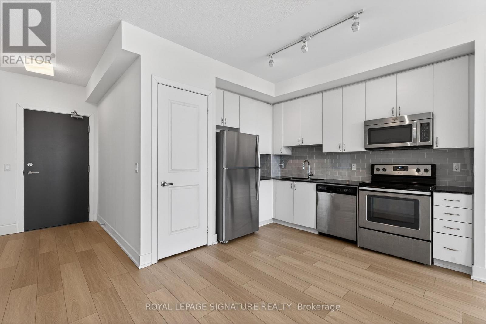 1201 - 68 Merton Street, Toronto, Ontario  M4S 0A7 - Photo 13 - C12842234