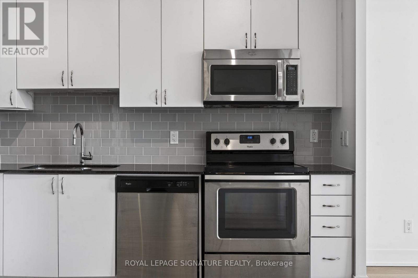 1201 - 68 Merton Street, Toronto, Ontario  M4S 0A7 - Photo 16 - C12842234