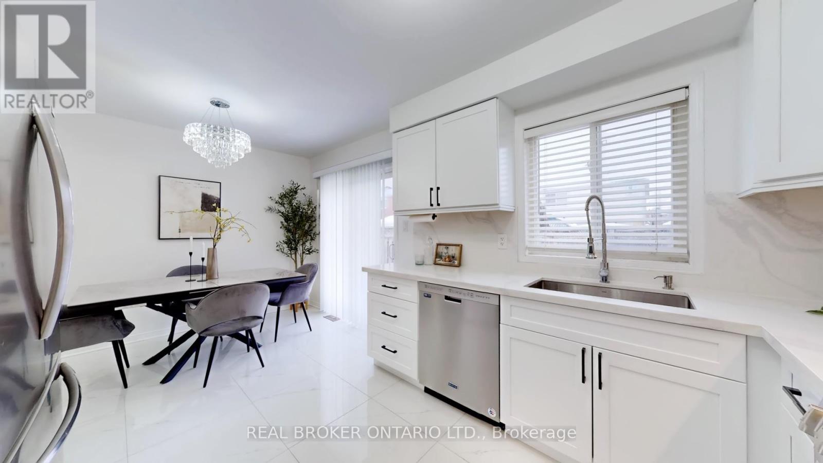 51 Unsworth Crescent, Ajax, Ontario  L1T 4X3 - Photo 12 - E12814172